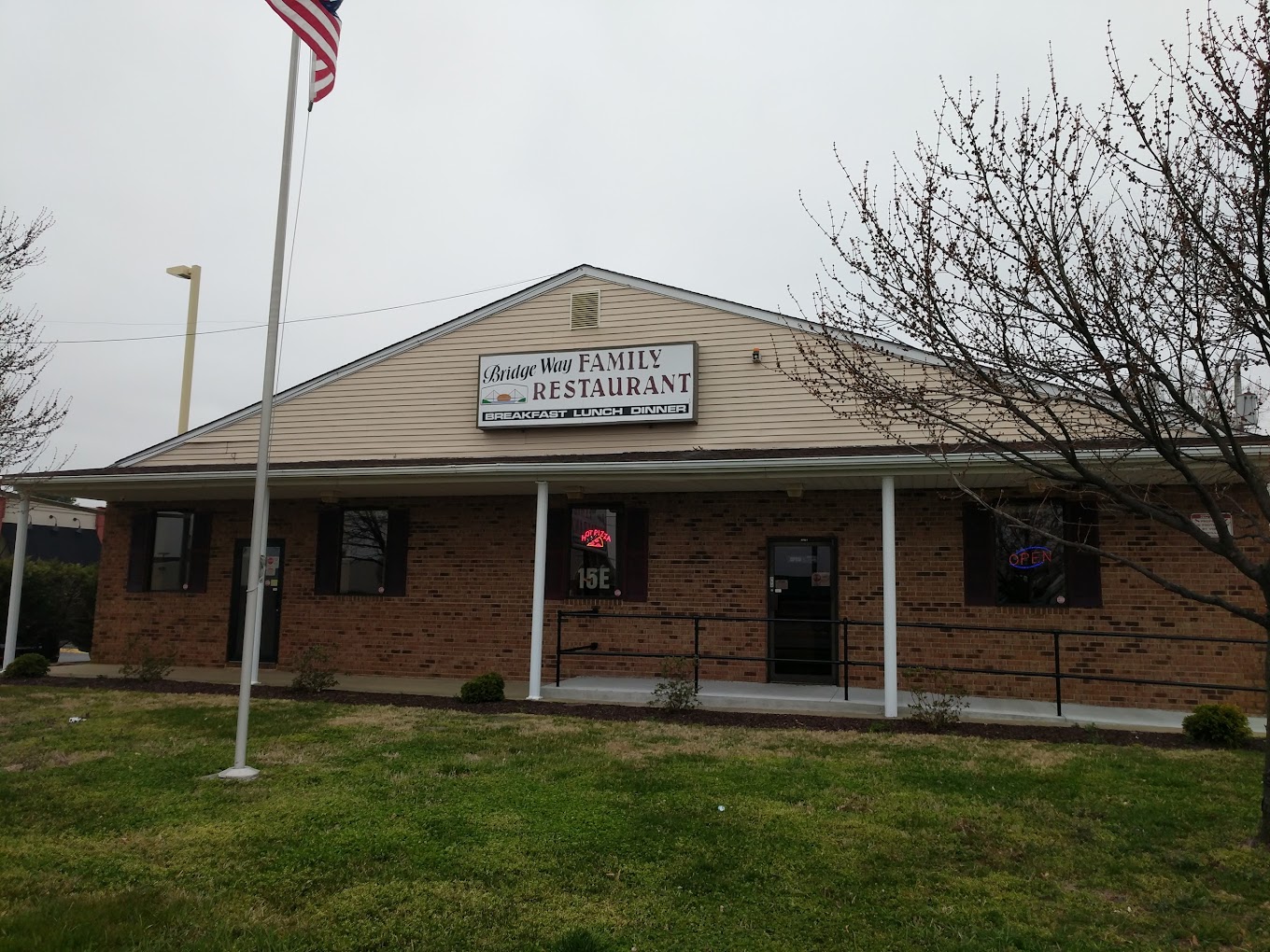 Bridgeway Family Restaurant
